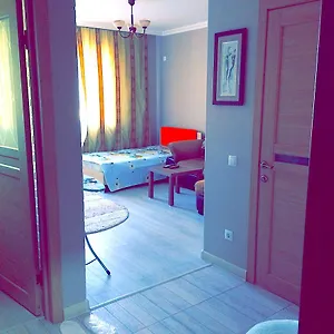  Апартаменты Vesna In The Center