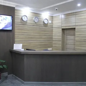 3* Otel Inju Hills